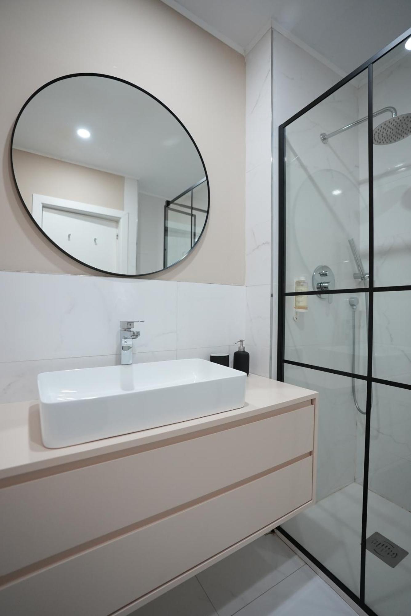 On - Family - Free Parking & Pet Friendly Porto